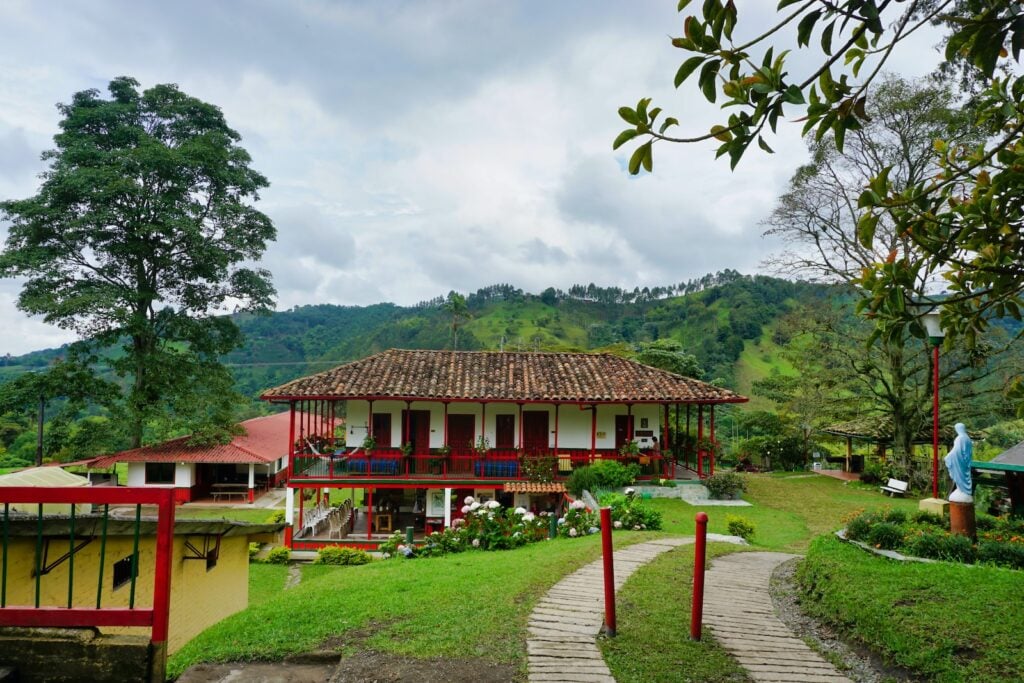 Colombia visitor visa
